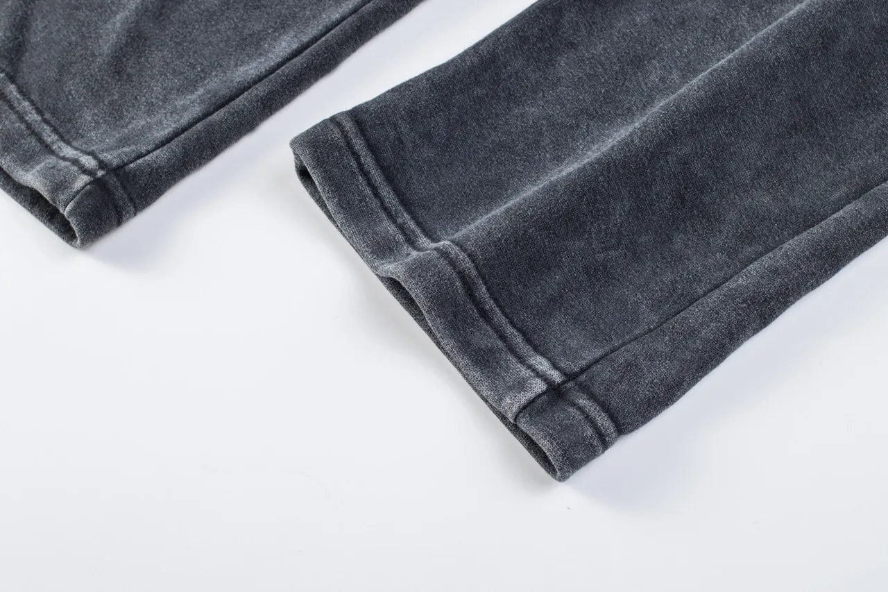 W2232#P150💰 Stone Stone Black Warrior Small Label Compass Washed and Distressed Drawstring Terry High Street Long Sweatpants for Men and Women Fashionable 🛒This item can be worn by both men and women. The texture is very good and it looks great on the upper body. It can be worn on the high street for casual wear. It looks slim and looks good in photos📷 Color: Washed Black Size: M L XL XXL